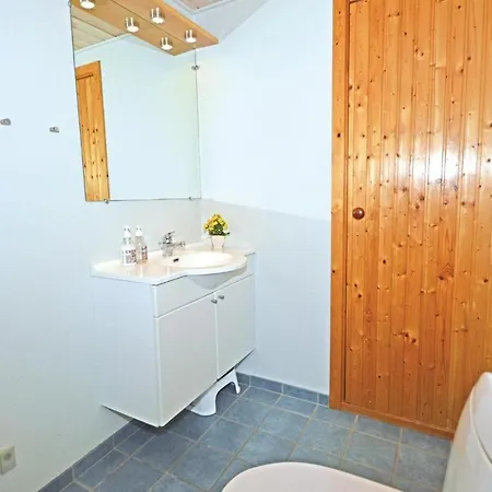 With Sauna 294 *